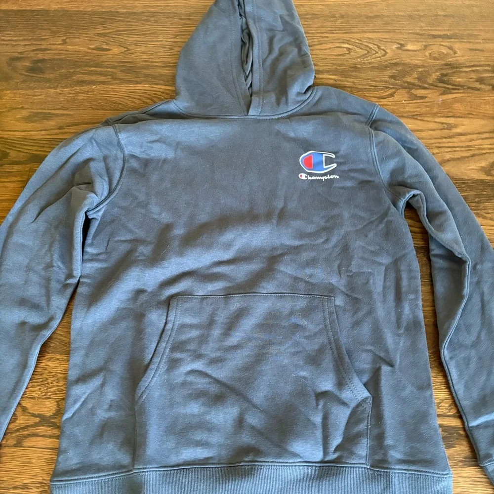 Boys champion hoodie NWOT